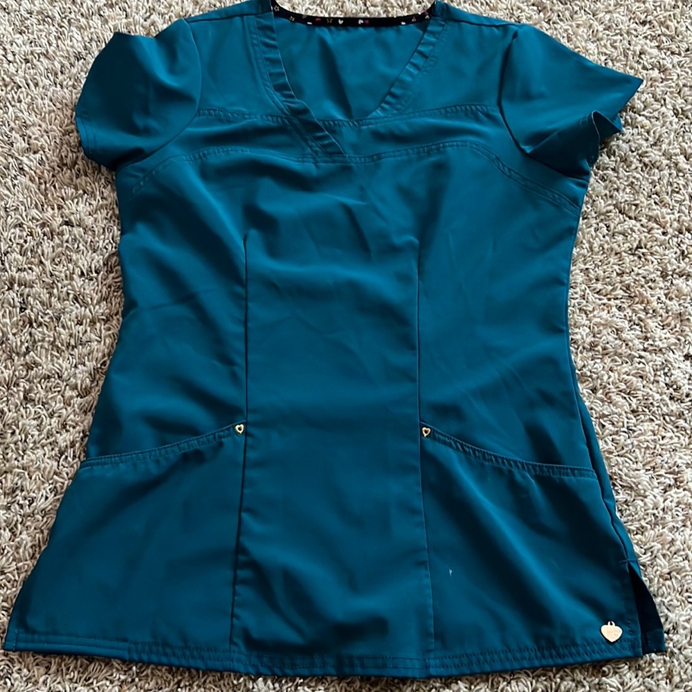 Heart soul scrub top